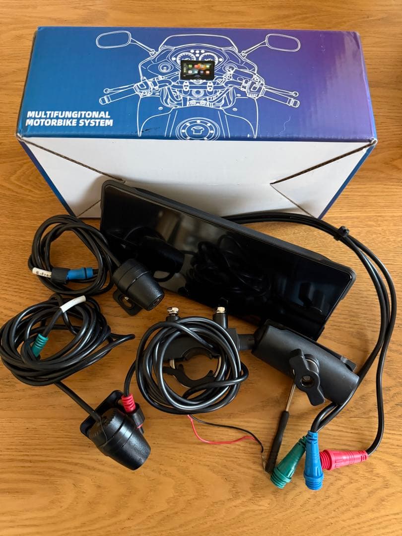 N【前後ドライブレコーダー】大画面6.86インチ バイク用