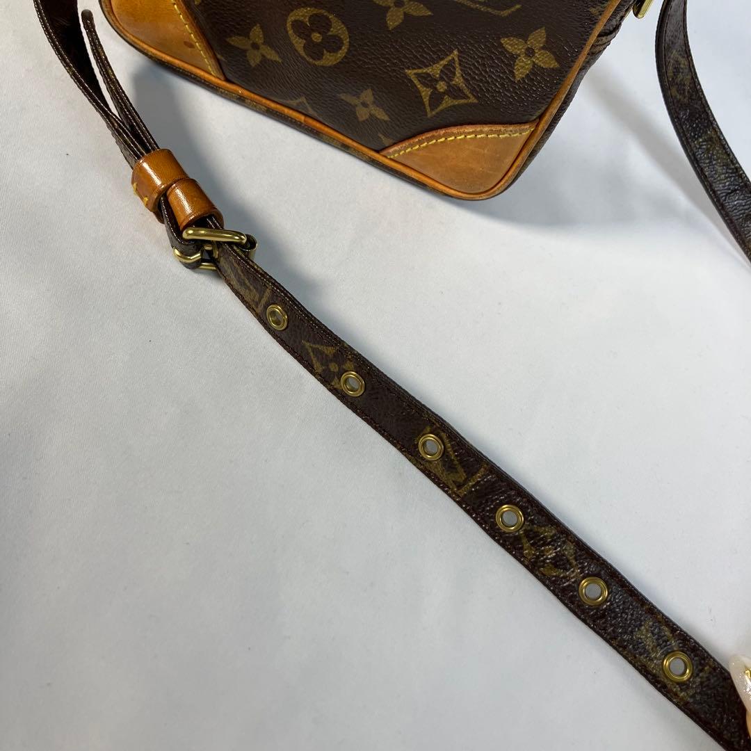 ルイヴィトン アマゾン ショルダーバッグ モノグラム