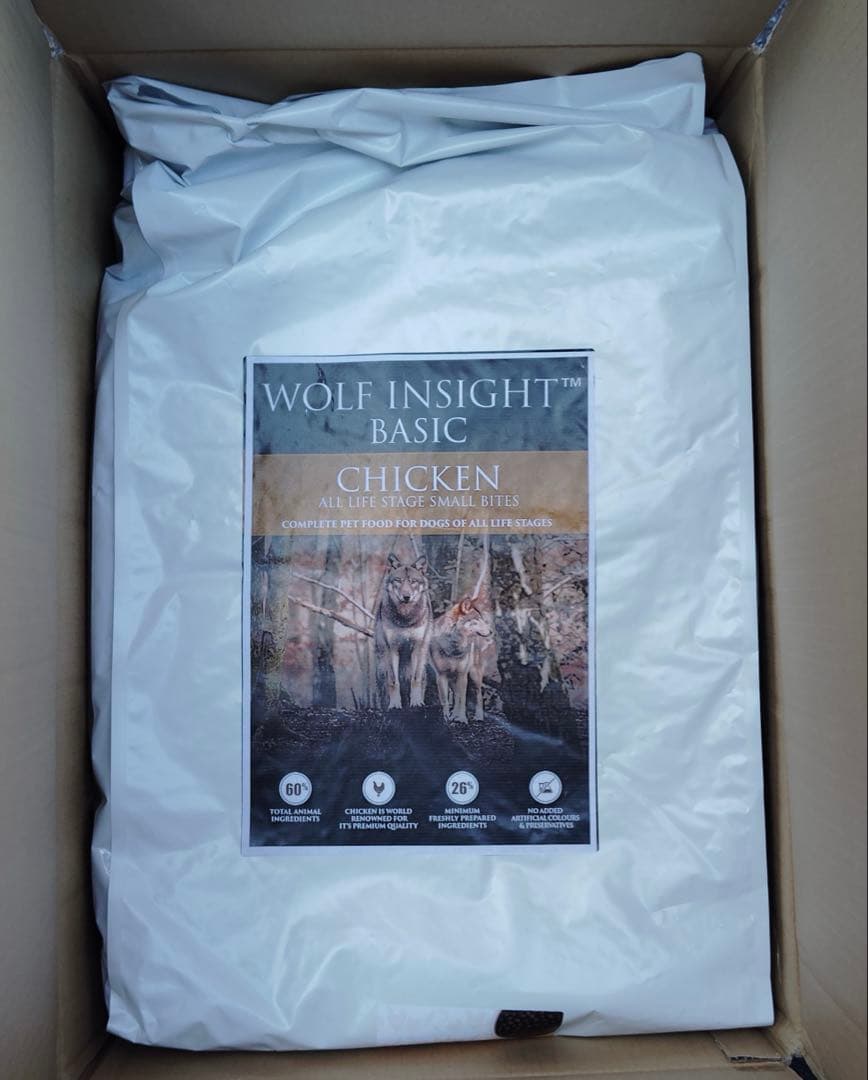 AU8524 WOLF INSIGHT BASIC チキン 12kg