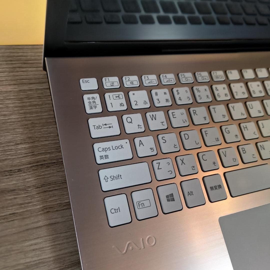 【超希少&美品】VAIO Pro ホワイトLTE+指紋認証オフィス付きノートPC