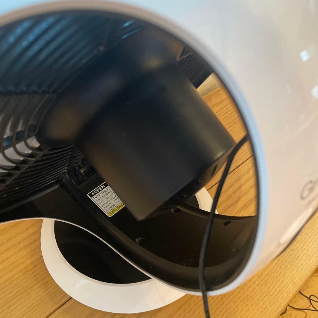 バルミューダーサーキュレーター　 ホワイト×ブラック FGF-3300