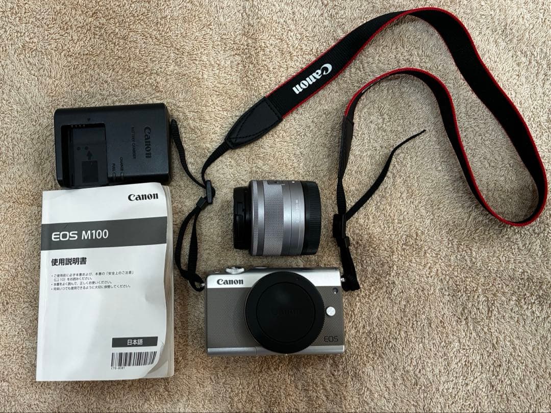 【極美品】Canonミラーレス一眼EOS M100 レンズキット　保護フィルム付