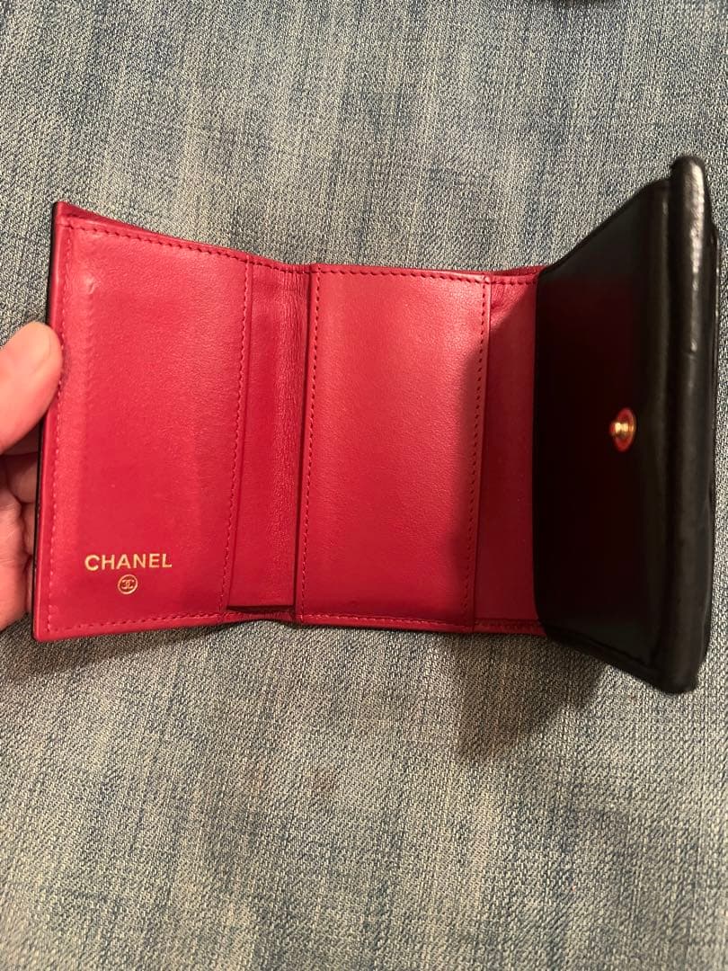CHANEL マトラッセ スモールフラップウォレット 三つ折り CC ラムスキン