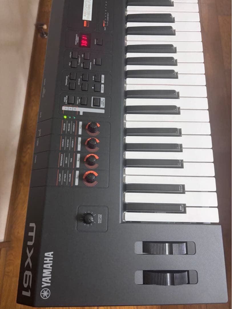 Yamaha MX61 シンセサイザー 61鍵　ソフトケース付き
