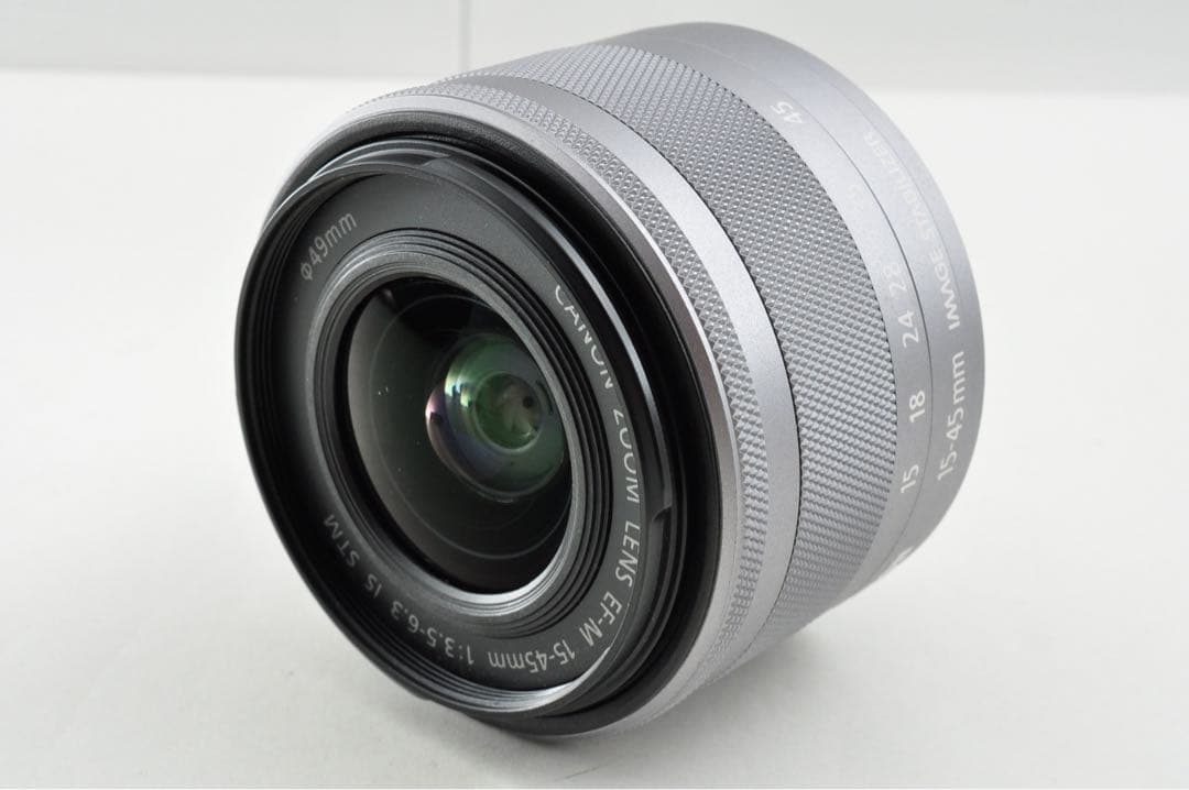 美品 Canon EOS Kiss M レンズキット 自撮りOK Wifi搭載