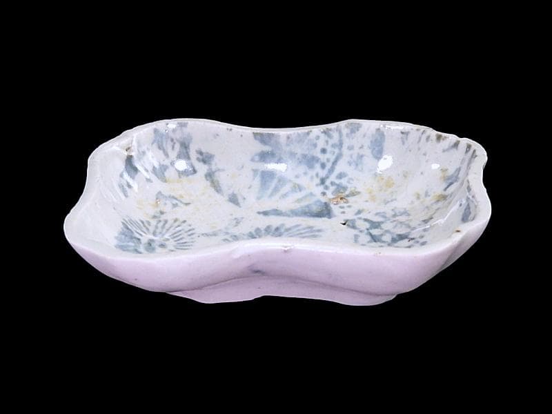 古伊万里　型刷印判　松葉に幾何学文様の図　変形皿　D228AS-CWj