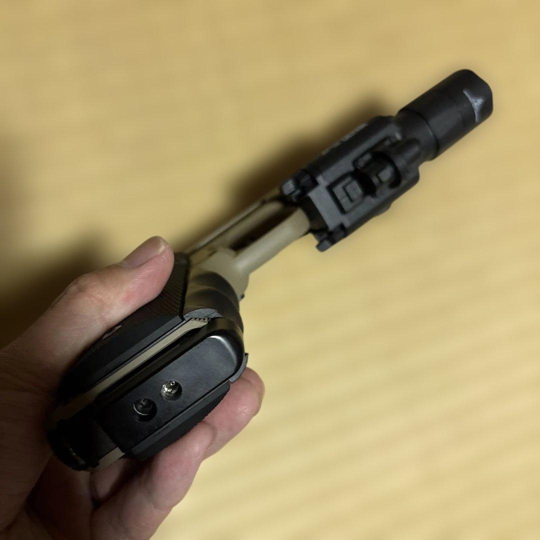 美品 東京マルイ ガスブローバック デザートウォーリア 外装カスタム 付属品多