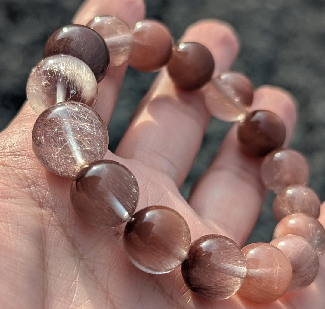 期間限定値下げ【極美・レア】サゲニティッククォーツ グラデーションブレスレット