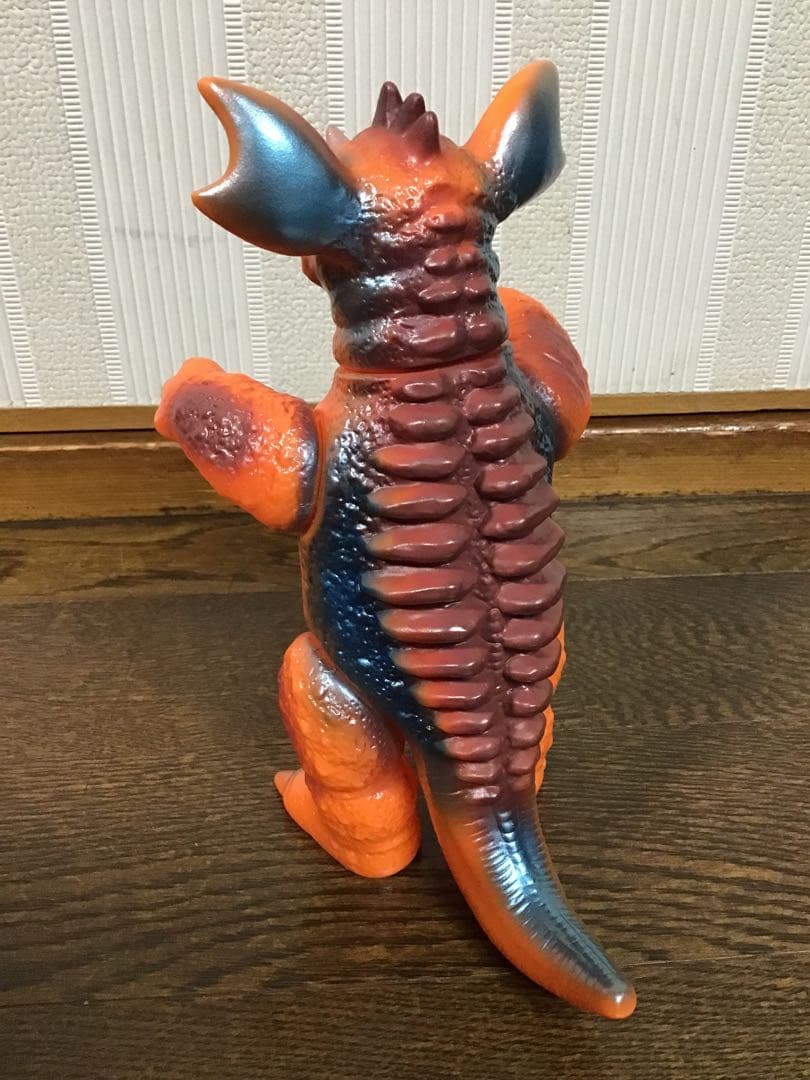 マルサン福袋品　電撃怪獣大作戦版　ブルマァクカラーバラゴン　メーカー塗装値引不可