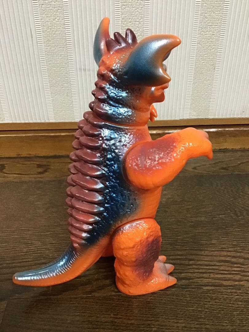 マルサン福袋品　電撃怪獣大作戦版　ブルマァクカラーバラゴン　メーカー塗装値引不可