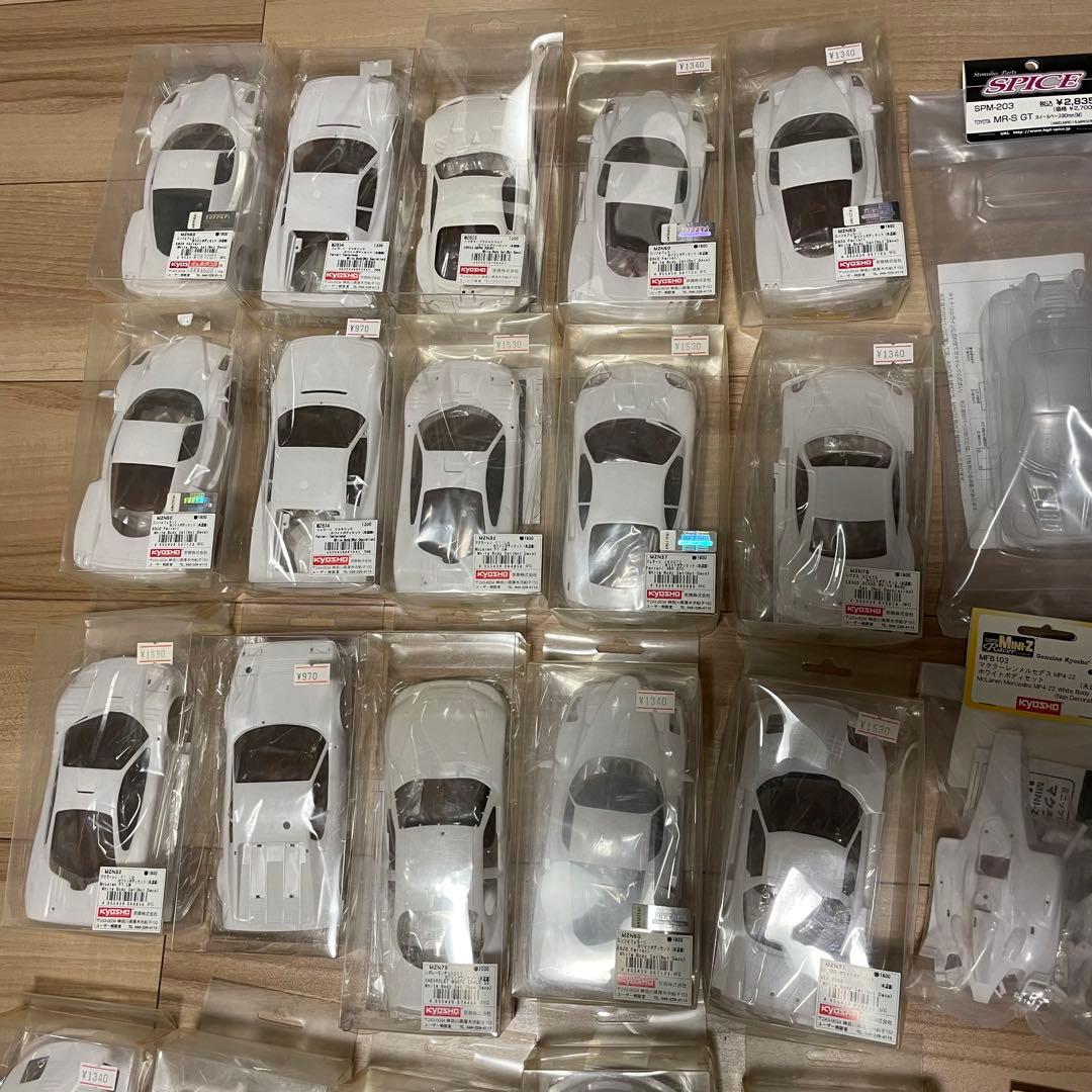 京商 kyosho ミニッツ レーサー mini-z ラジコン　ボディ