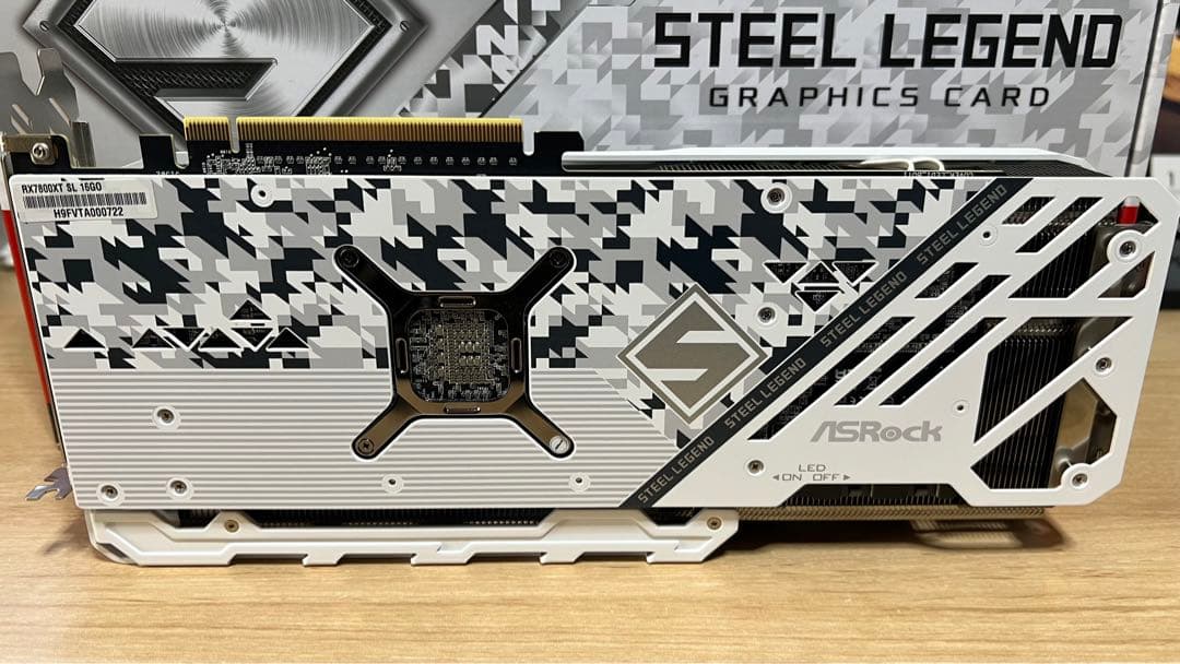 グラフィックボード・グラボ・ビデオカード RX7800 XT 16GB Steel Legend