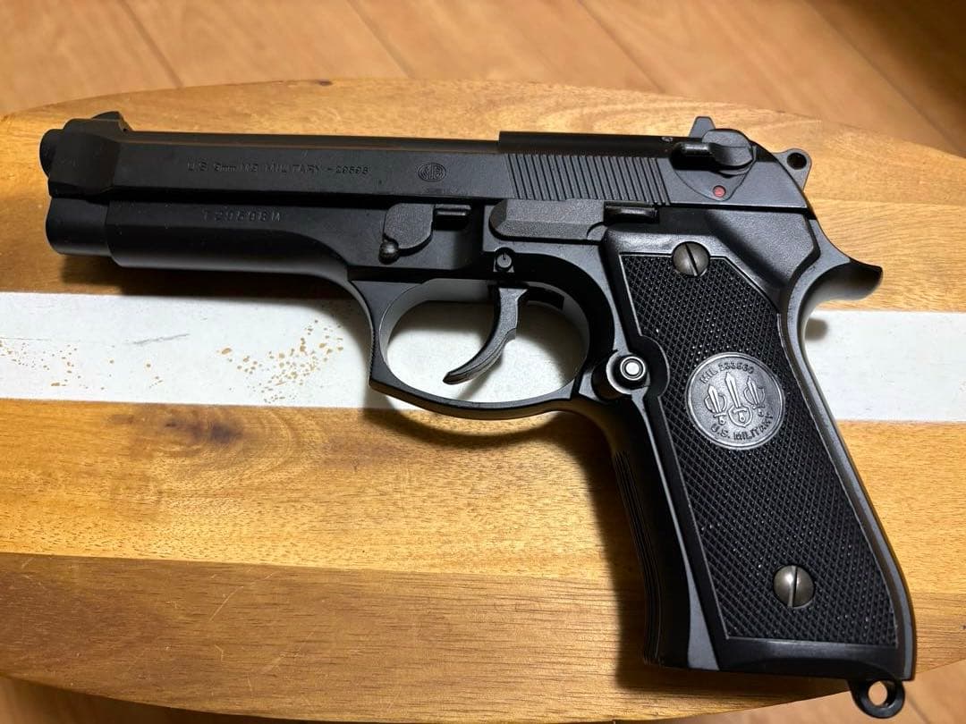 M92F モデルガン BB弾・ガス付き