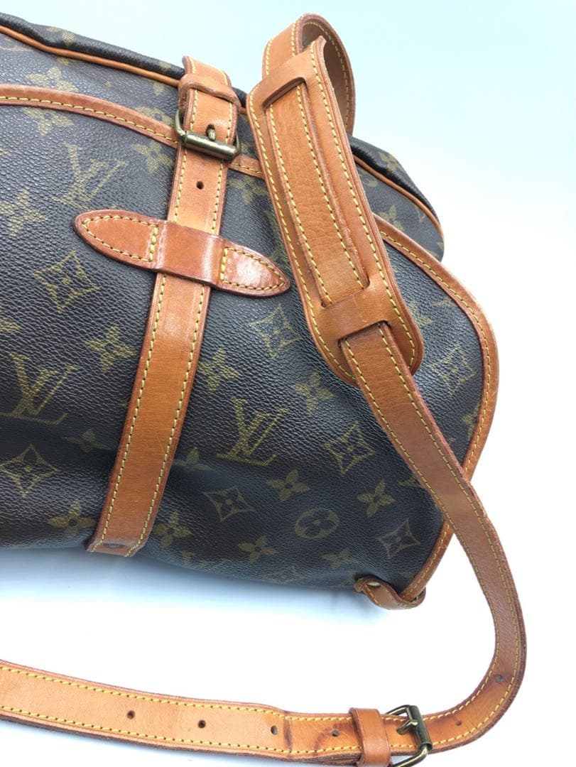 ルイヴィトン　モノグラム　ソミュール　ショルダーバッグ