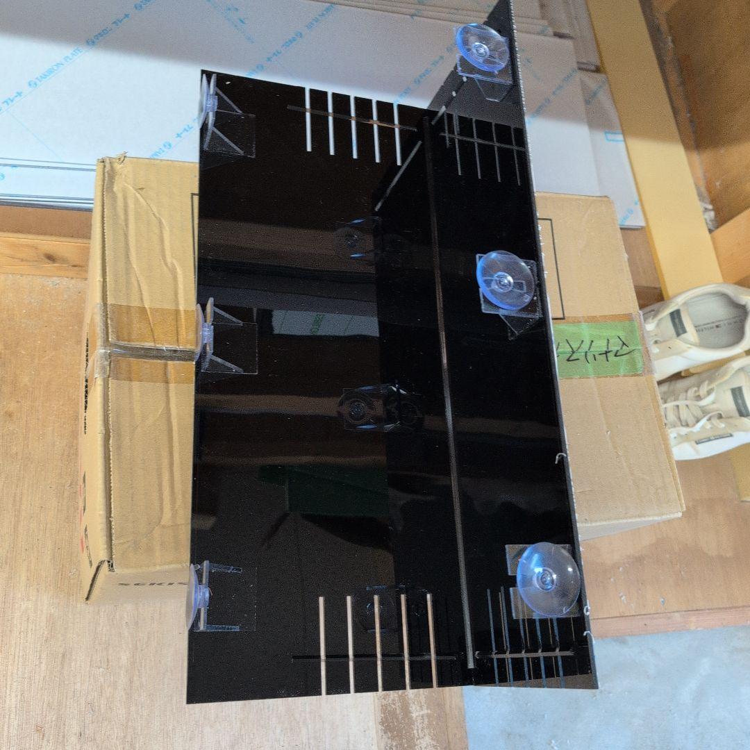 DA　コーナーカバーつや消し黒 150x200x480　吸盤6個