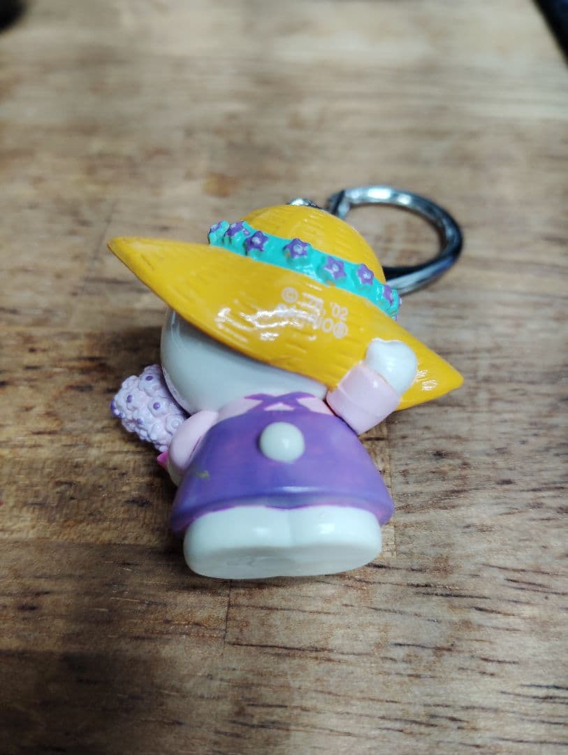 希少 レア 北海道限定 ハローキティ ラベンダー キーホルダー 2002