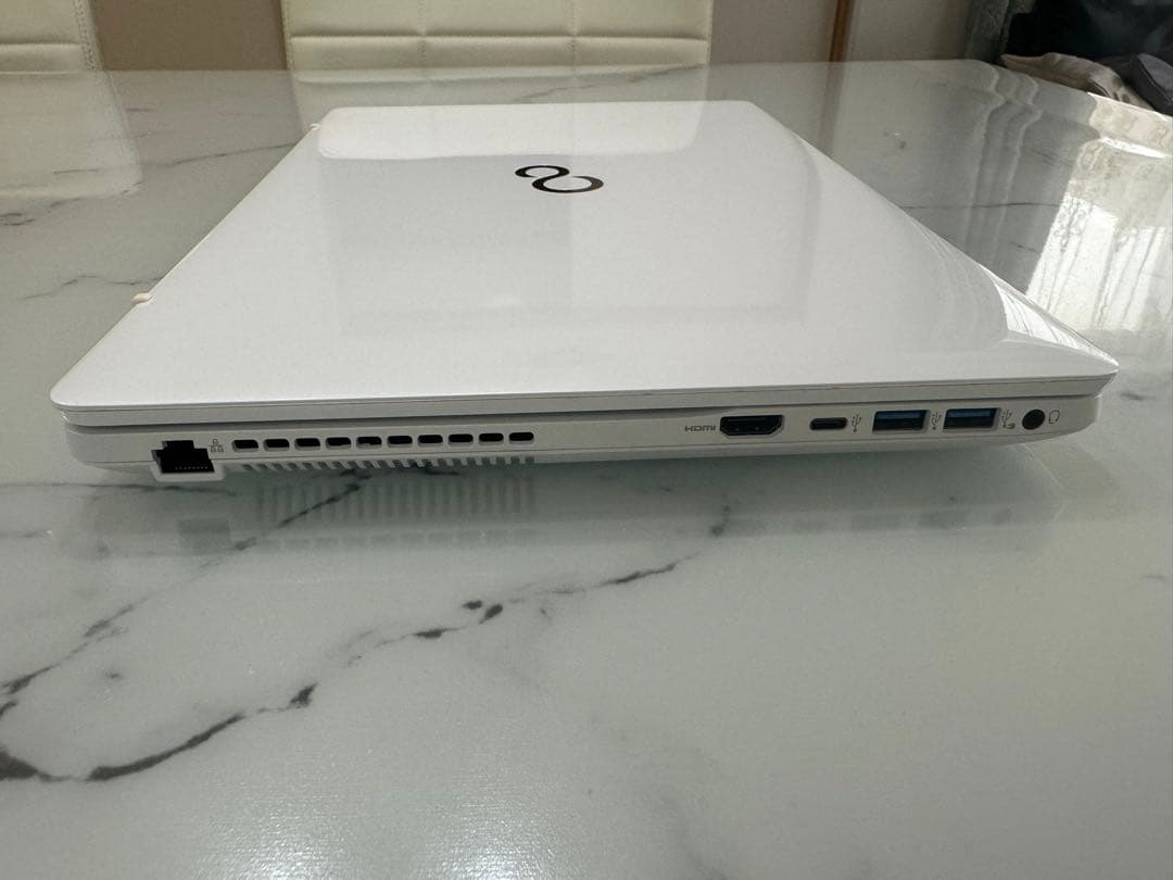 富士通ノートパソコンLIFEBOOK AH49/B2