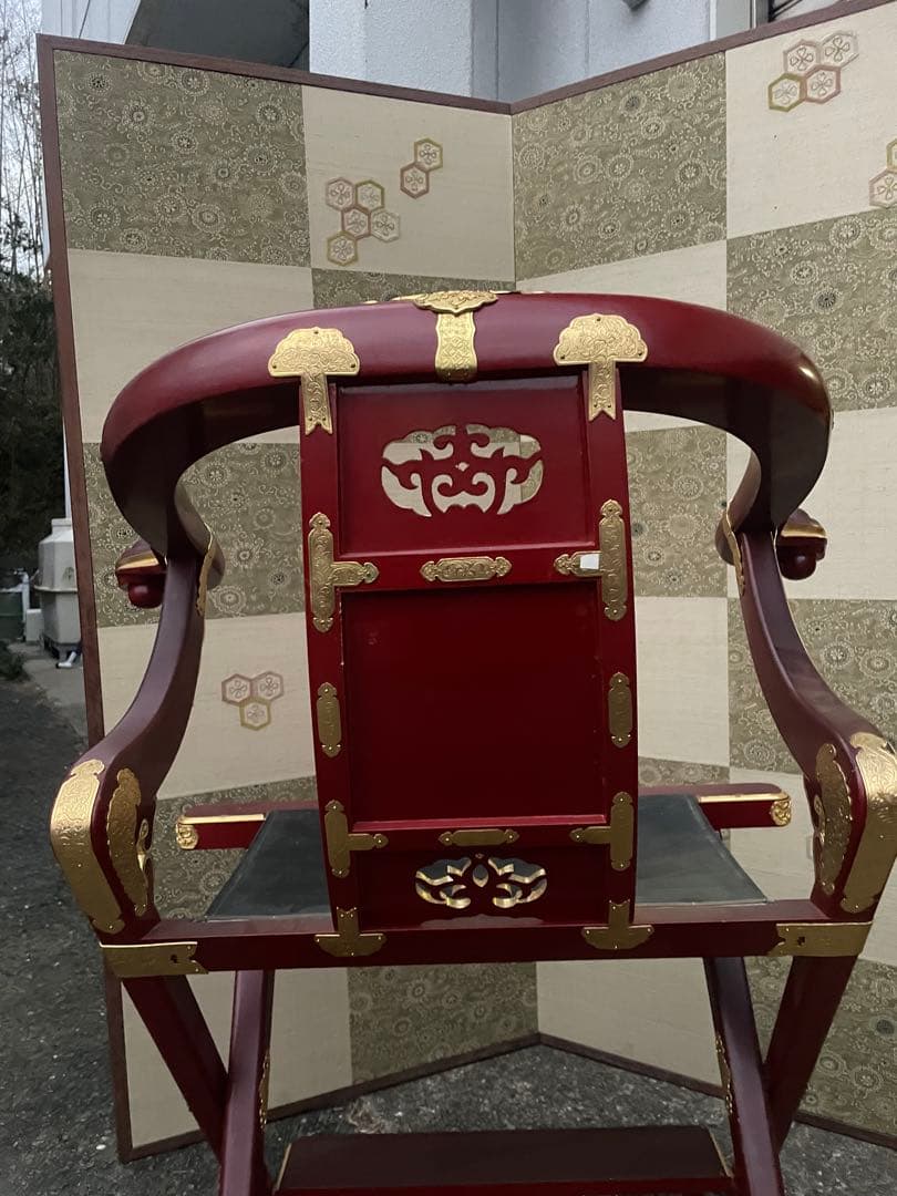 寺院仏具 ルーツ型本曲録 平安寺　住職/僧侶の椅子 漆塗/金箔/折りたたみ式