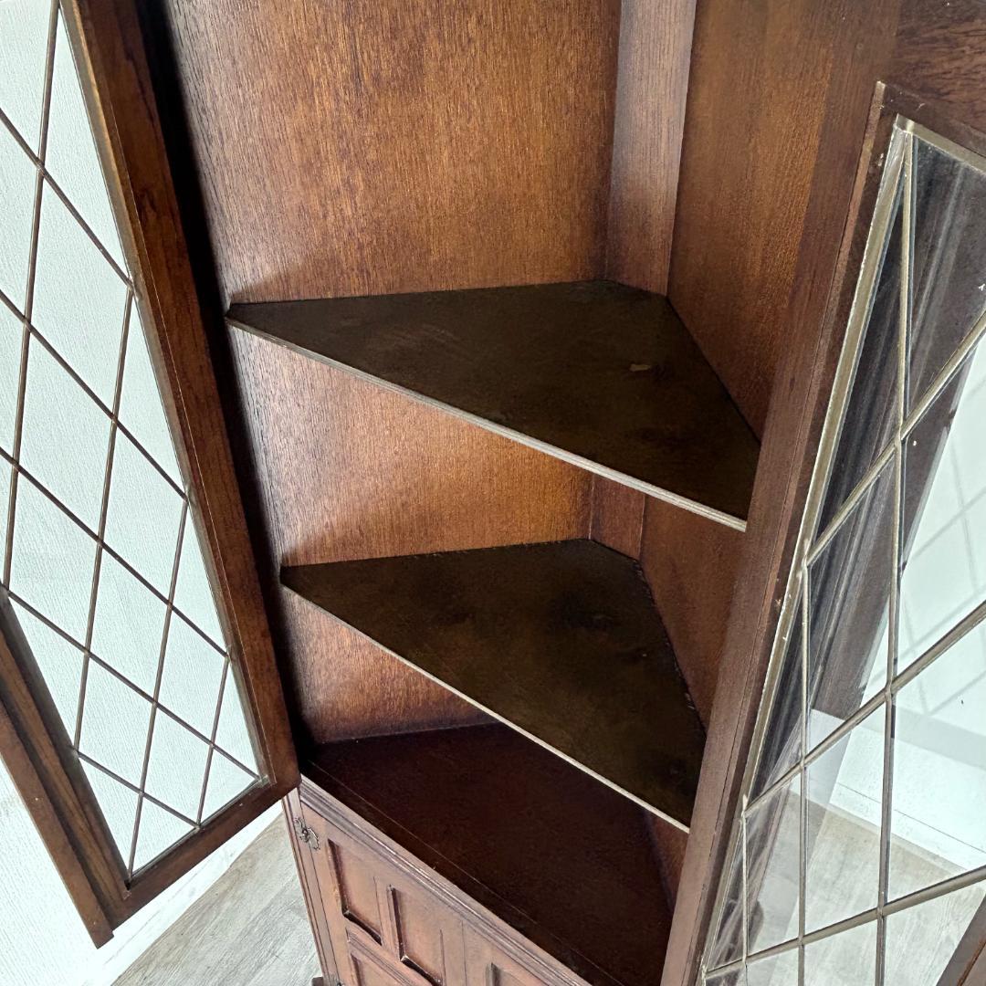 イギリス アンティーク　家具 コーナーキャビネット　1950年頃 512A