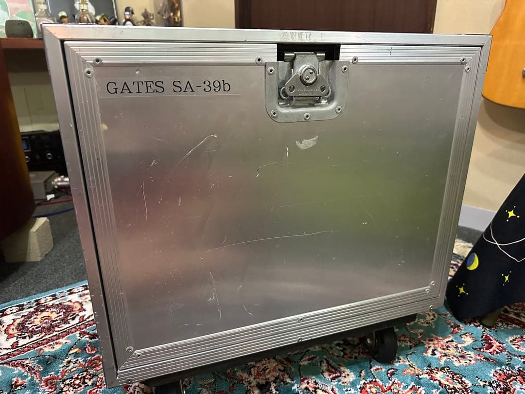 PULSE 8Uラックケース　キャスター付き