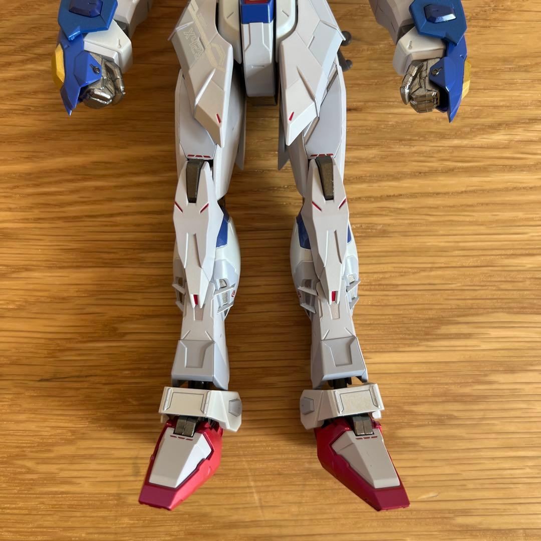 メタルビルド　デスティニーガンダム　2024