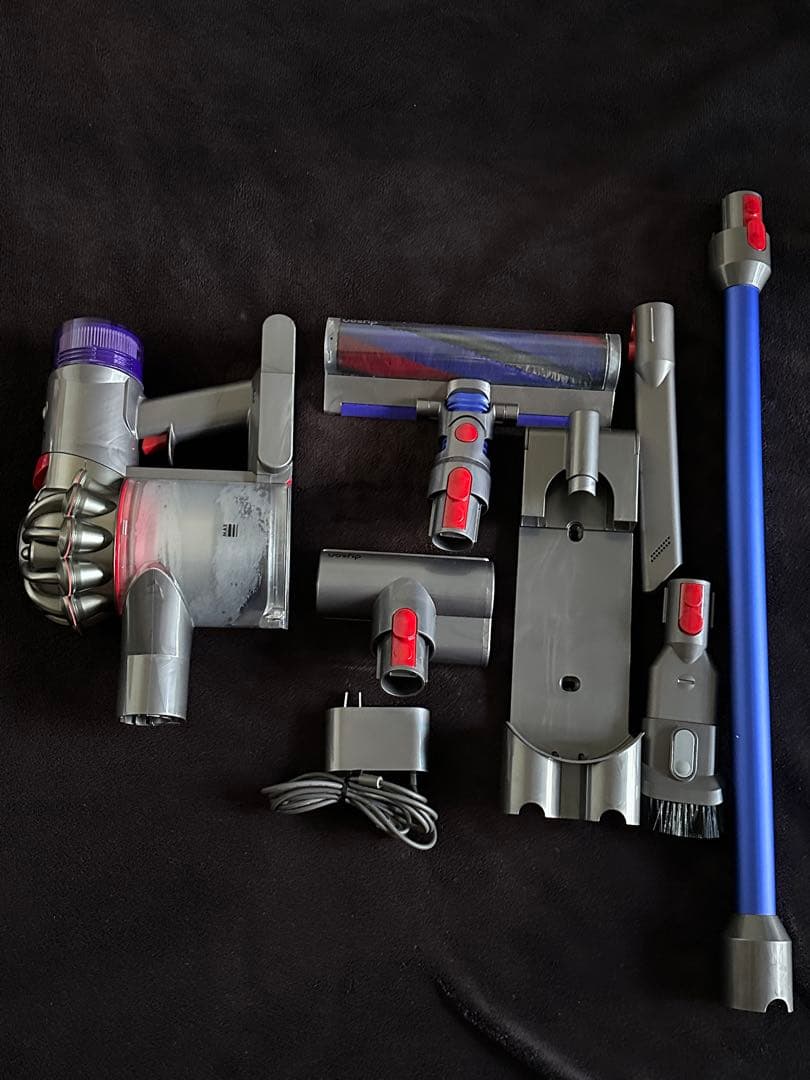 Dyson V8 Slim Fluffy Extra サイクロン式