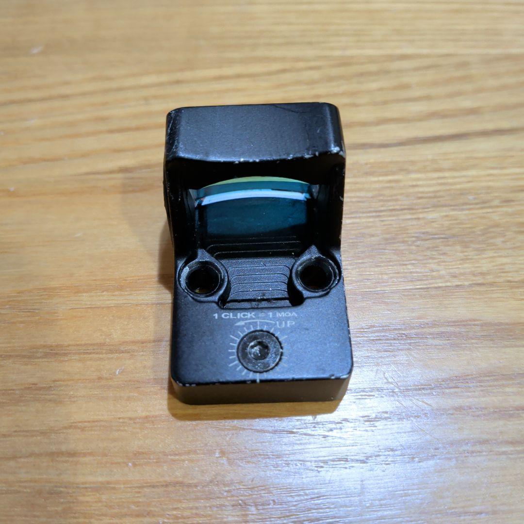 GLOCK 18C ガスブロ＋レプリカドットサイト＋マウント付き