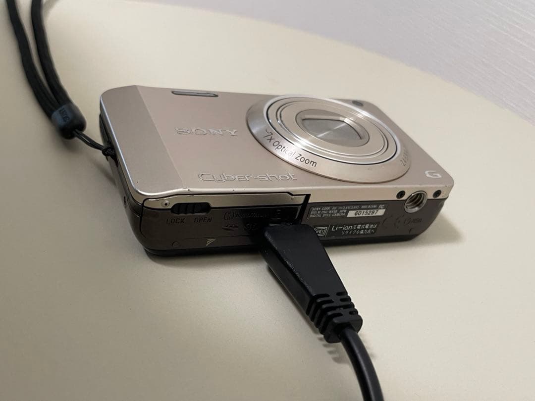 SONYソニー サイバーショット DSC-WX10 ゴールド　充電コード付
