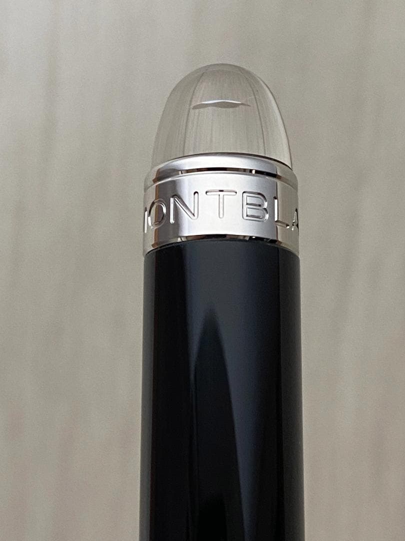 未使用に近い モンブラン スターウォーカー ブラックレジン プラチナ ボールペン