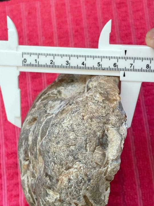 国産天然石　新潟県産　原石　水晶の晶洞