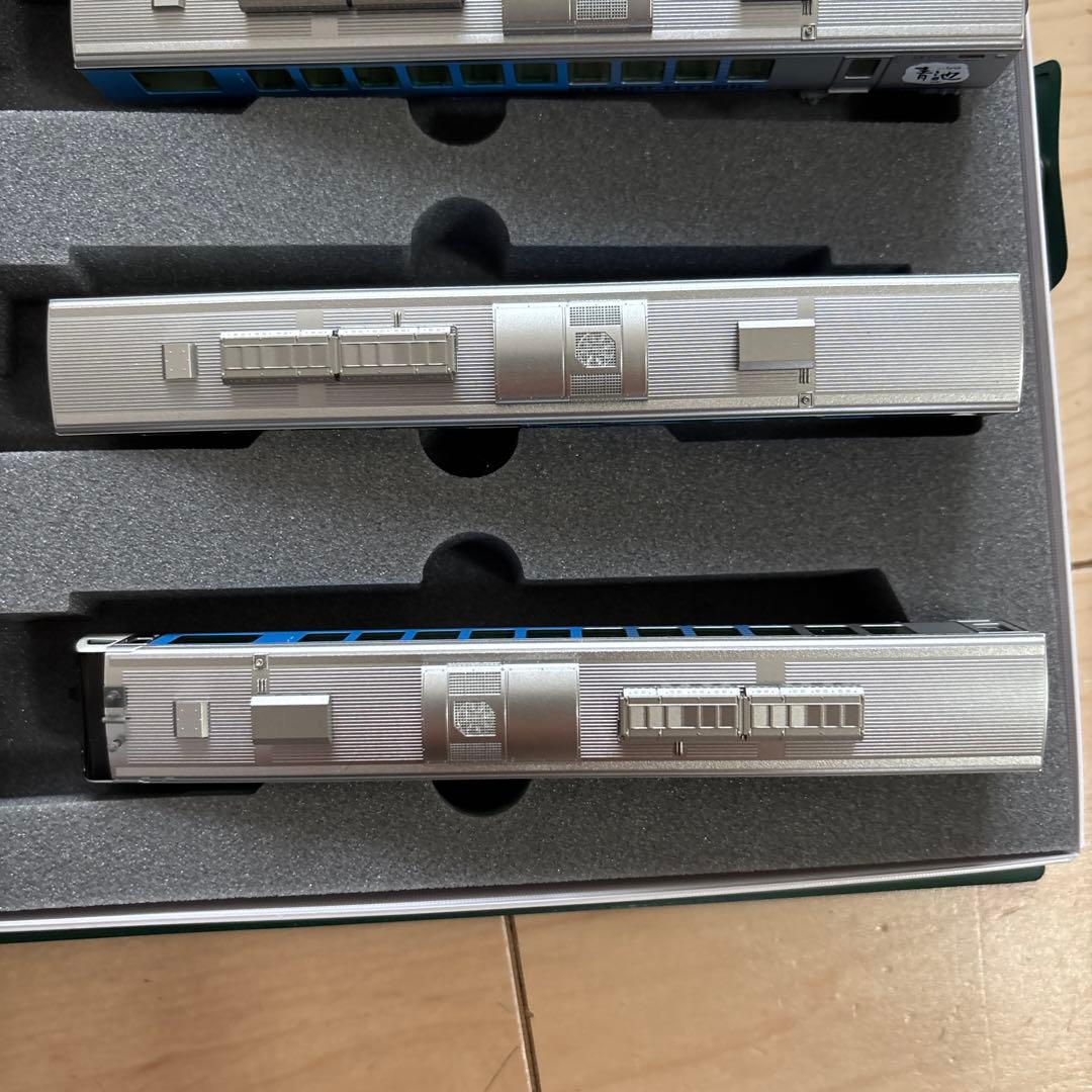 nゲージ kato 10-1367 HB-E300系　リゾートしらかみ　青池