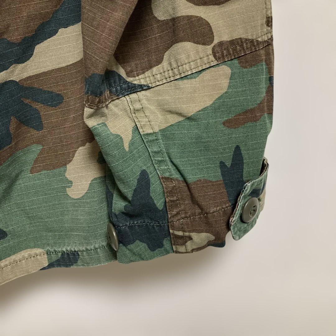 迷彩ジャケット WHITE刺繍　戦闘服　本物