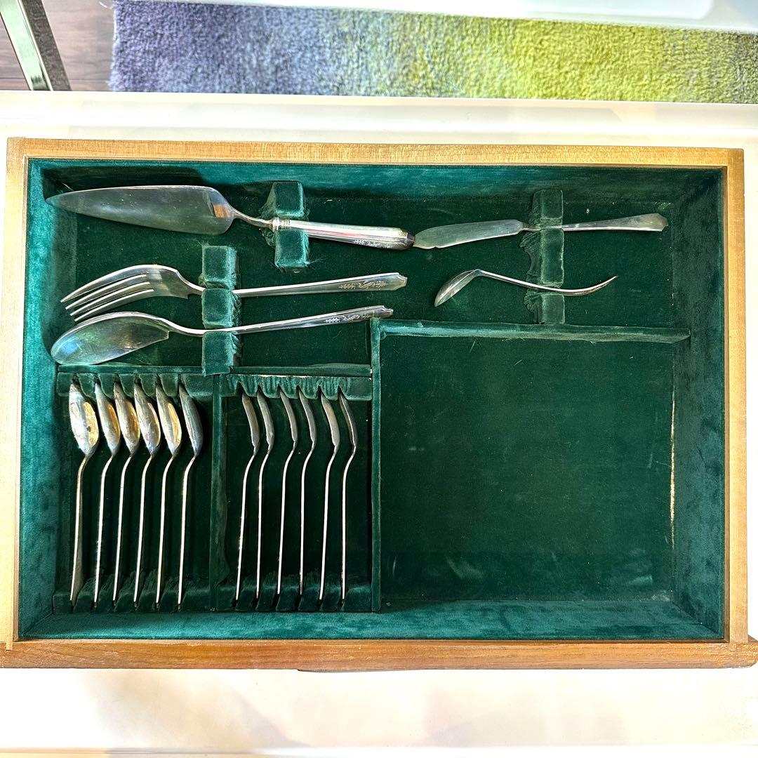 銀製SILVER950 3355ｇWAKOカトラリー83点セット