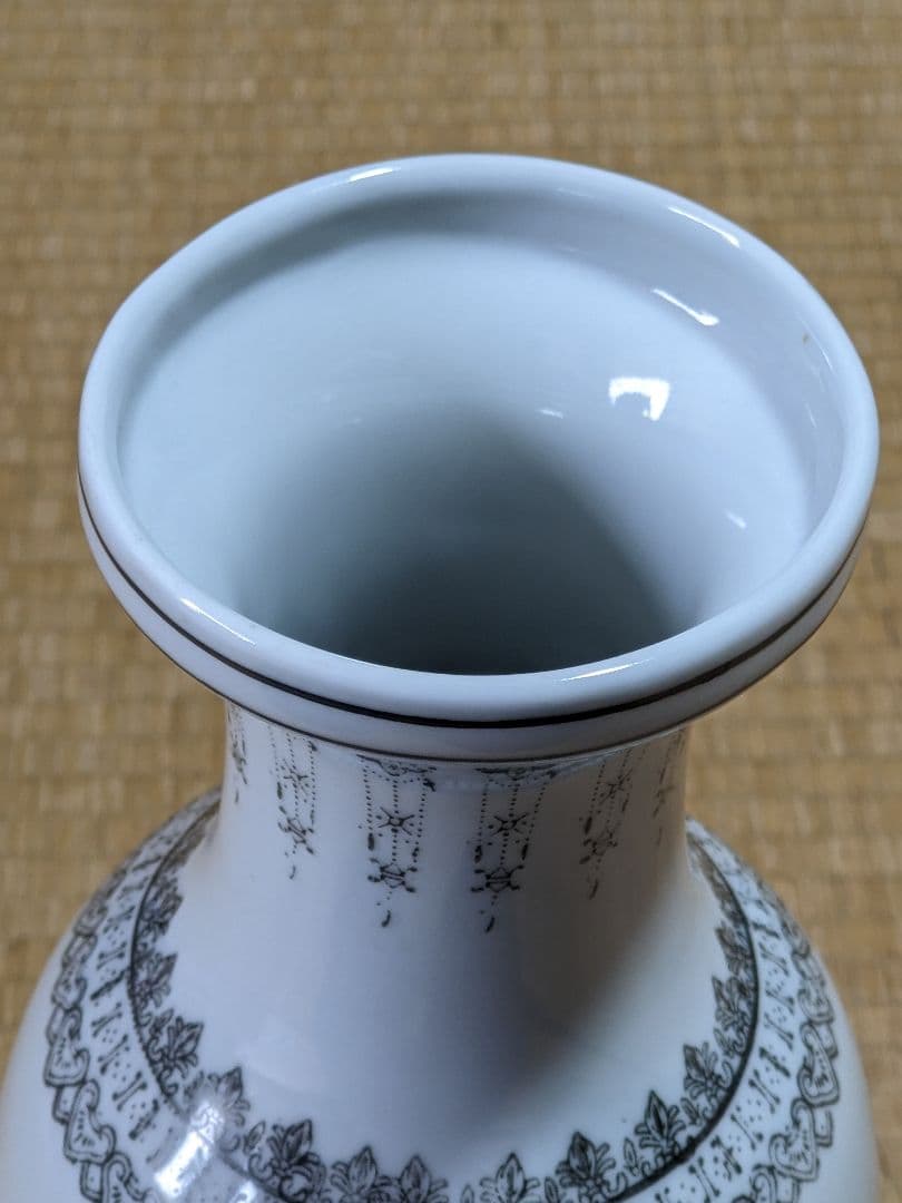 ♦中国景徳鎮窯 瓔珞文様 雲上 天女美人図 瓶 花瓶 置物飾り 骨董品