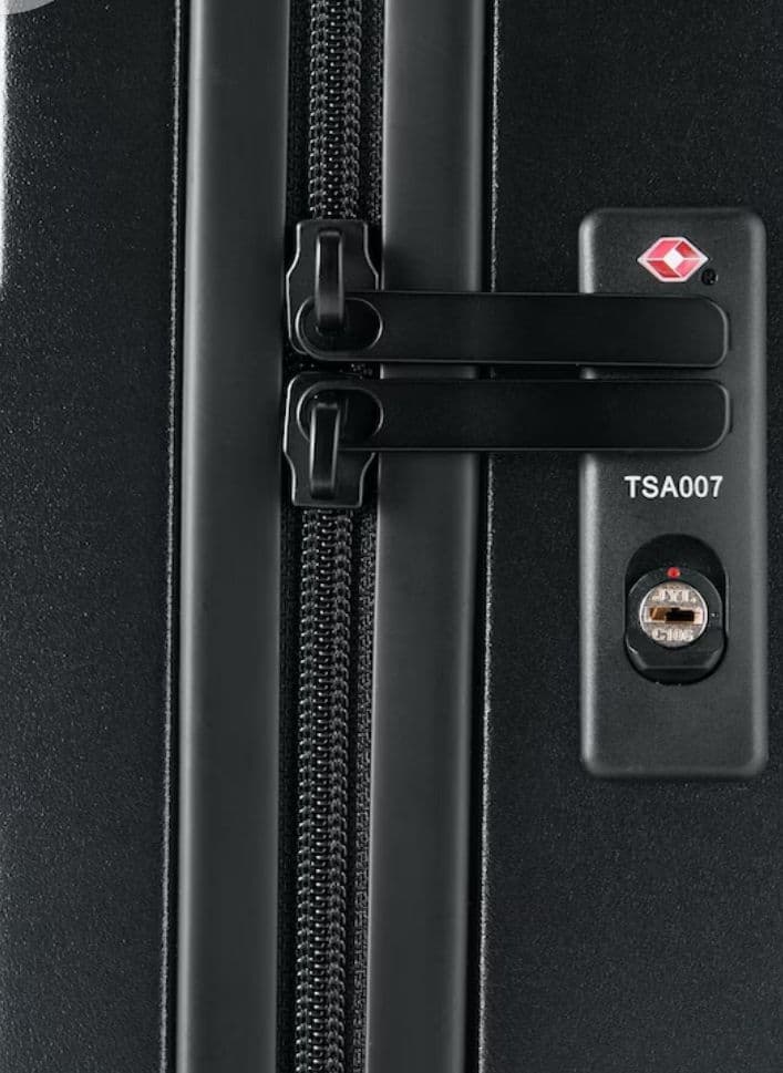 無印良品バーを自由に調節できる　ハードキャリーケース（105Ｌ）