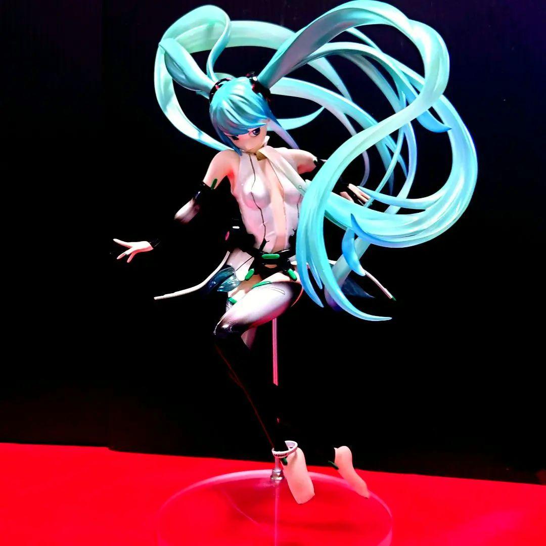 一点物　初音ミク　ガレージキット　完成品　ハンドメイド　一点物　フィギュア