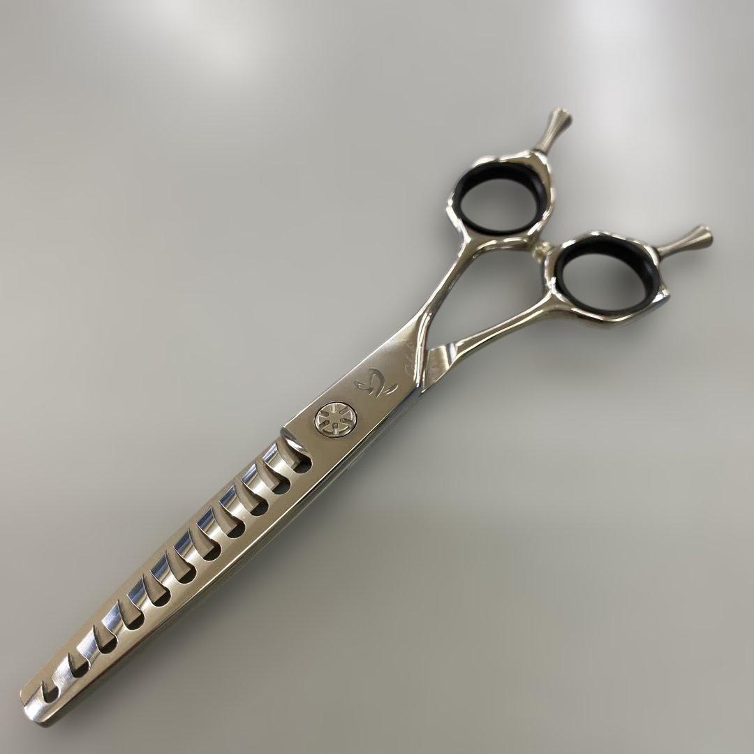 ６インチシザー　カットスキ率70%~80% 新品 理美容シザー