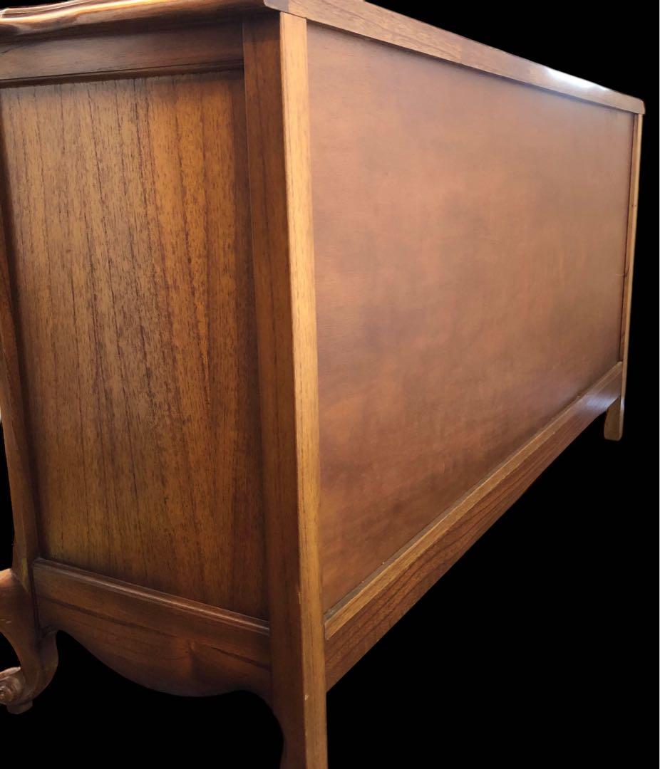 アンティーク　猫足　ロココスタイル　チェスト　キャビネット　ヴィンテージ