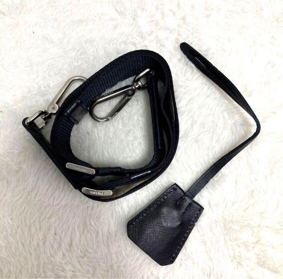 プラダ ボストンバッグ 2WAY ショルダー 南京錠 ネームプレート ブラック