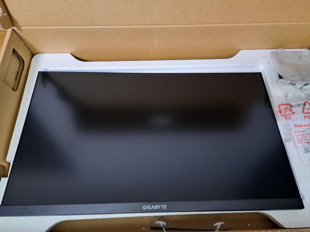 Gigabyte M28U 4K 144Hz ゲーミングモニター