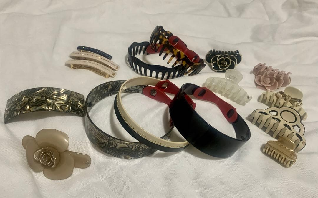 ALEXANDLE バイカラーストーン付きヘアカチューシャ