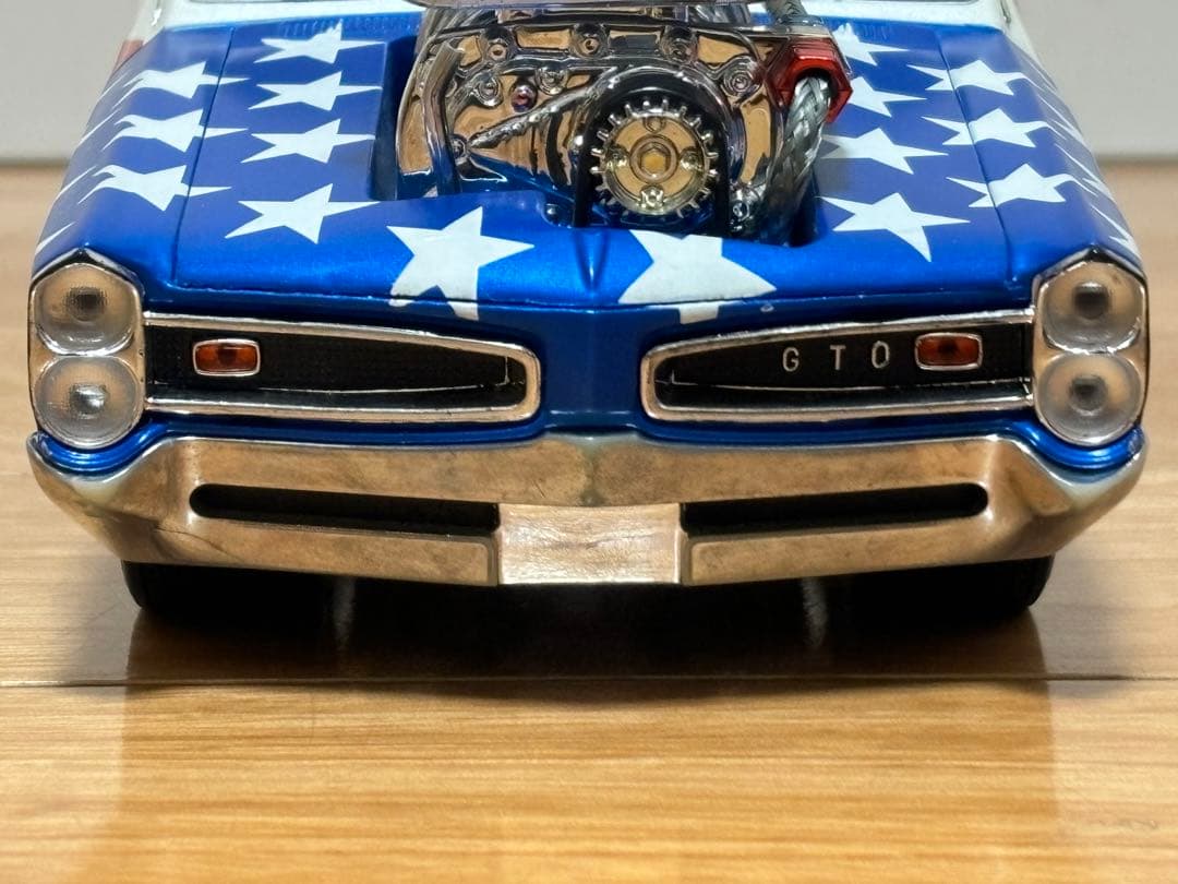 1/18 1966 Pontiac GTO マッスルマシン USA 訳あり