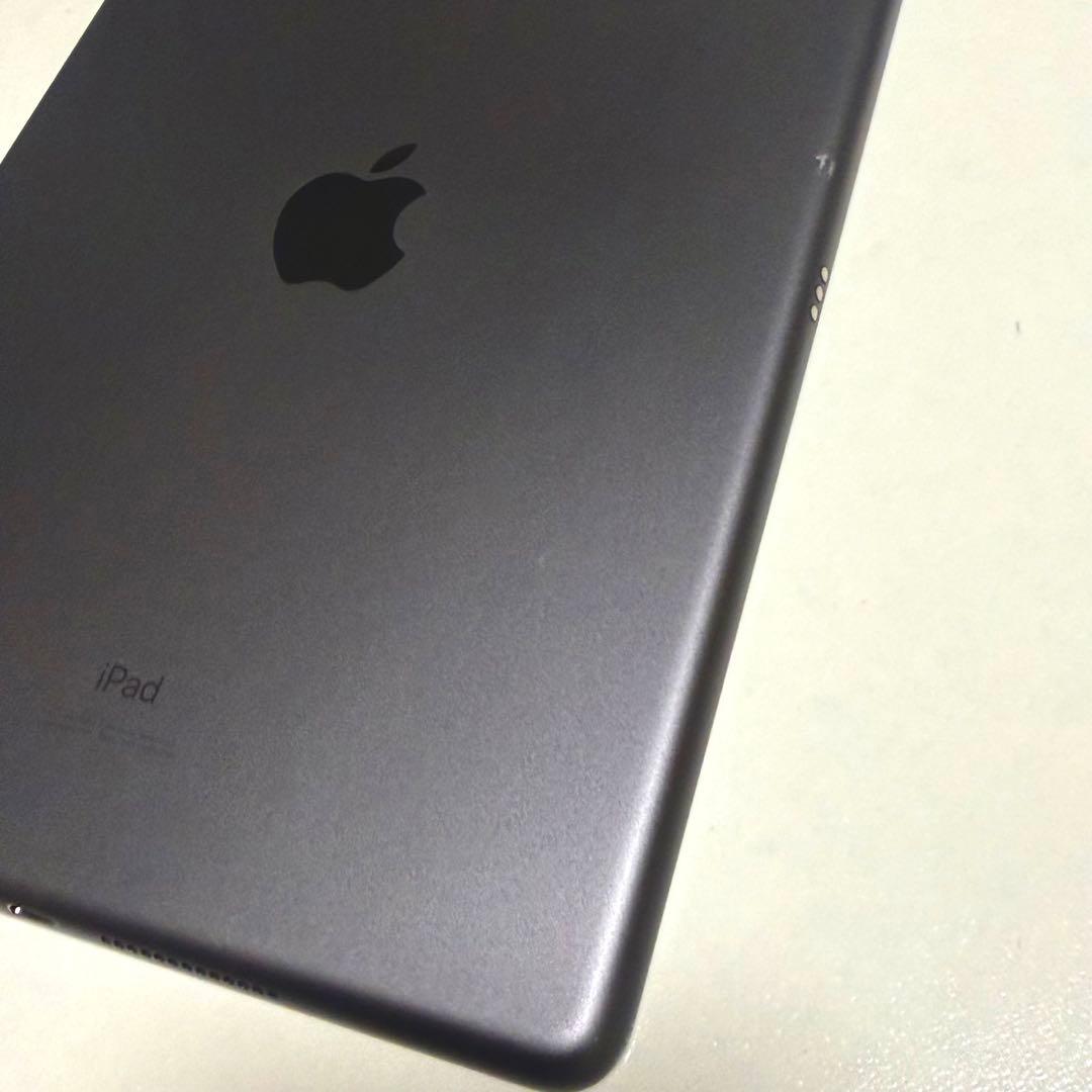 Apple iPad（第7世代） 32GB Wi-Fiモデル本体のみ 初期化済み