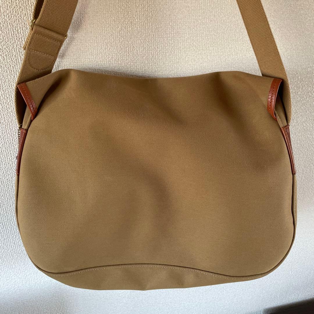 【送料無料】Brady アリエルトラウト ラージ