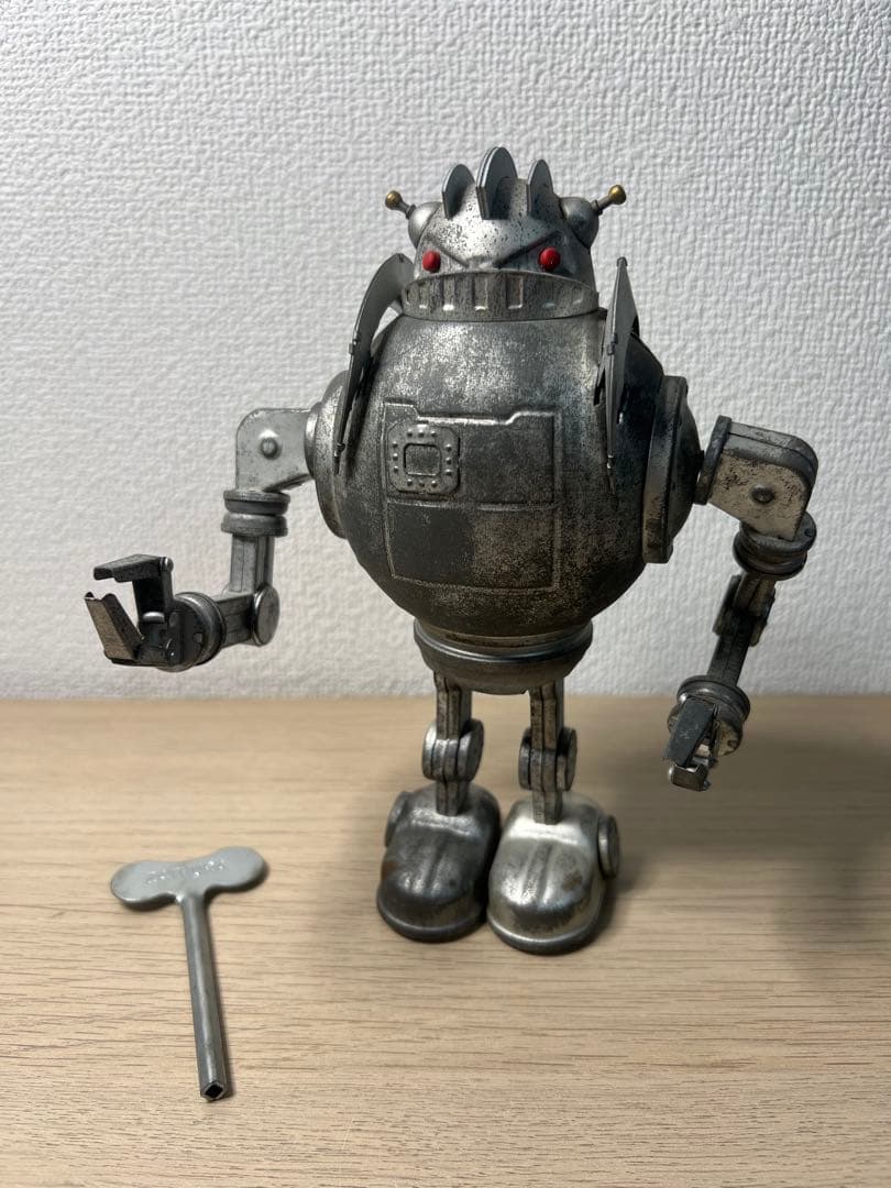 【希少】映画『ザスーラ』ブリキ製ぜんまい式ロボット Schylling社製