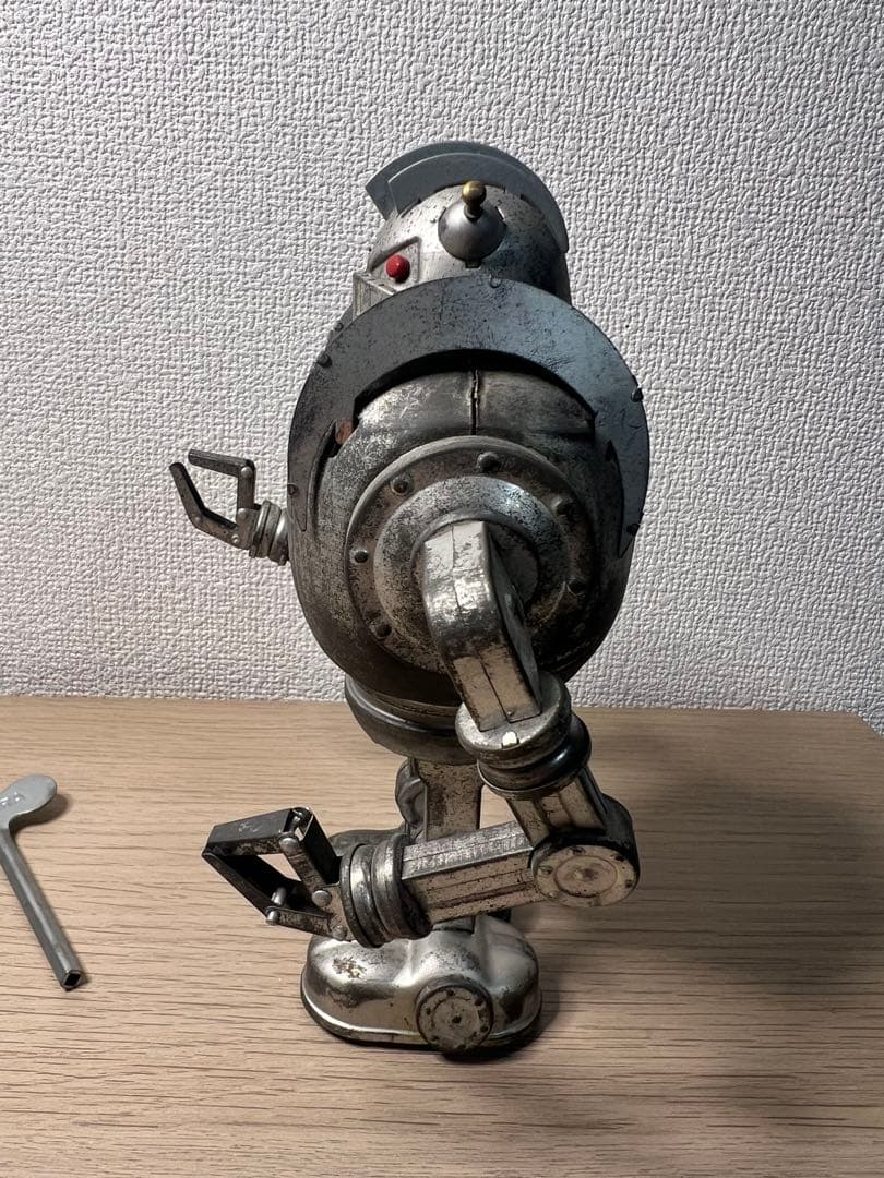 【希少】映画『ザスーラ』ブリキ製ぜんまい式ロボット Schylling社製