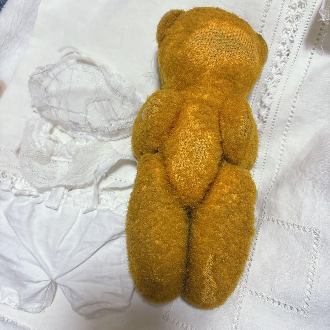 DDRベア 古い子　アンティークベア　アンティークテディベア　ボネ襟パンツ付き