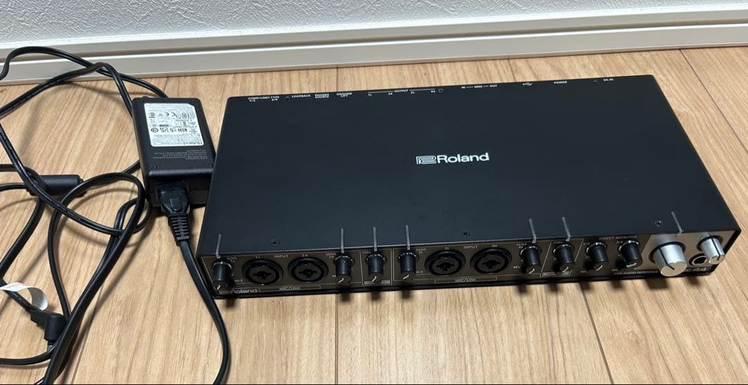 ローランド Rubix44 オーディオインターフェース 本体と電源ケーブルのみ