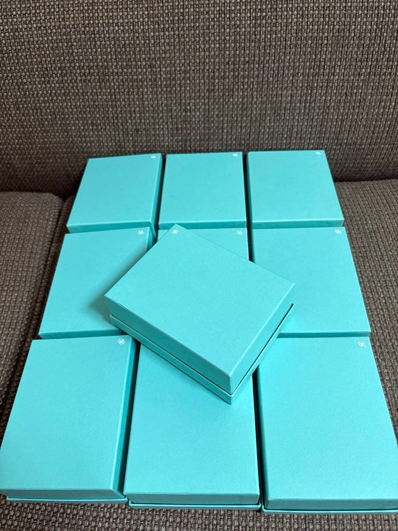 正規品美品　ティファニーブレスレット腕輪アクセサリー小物入れ　空箱10個セット