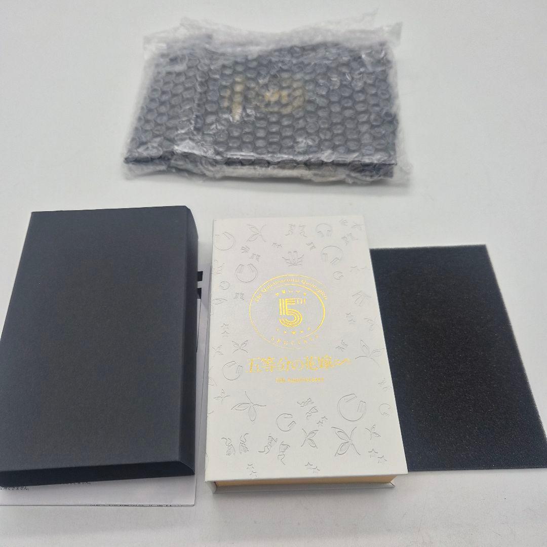 五等分の花嫁 五周年 光の色彩を紡ぎ出すギョーシェ装飾 クロノグラフ腕時計